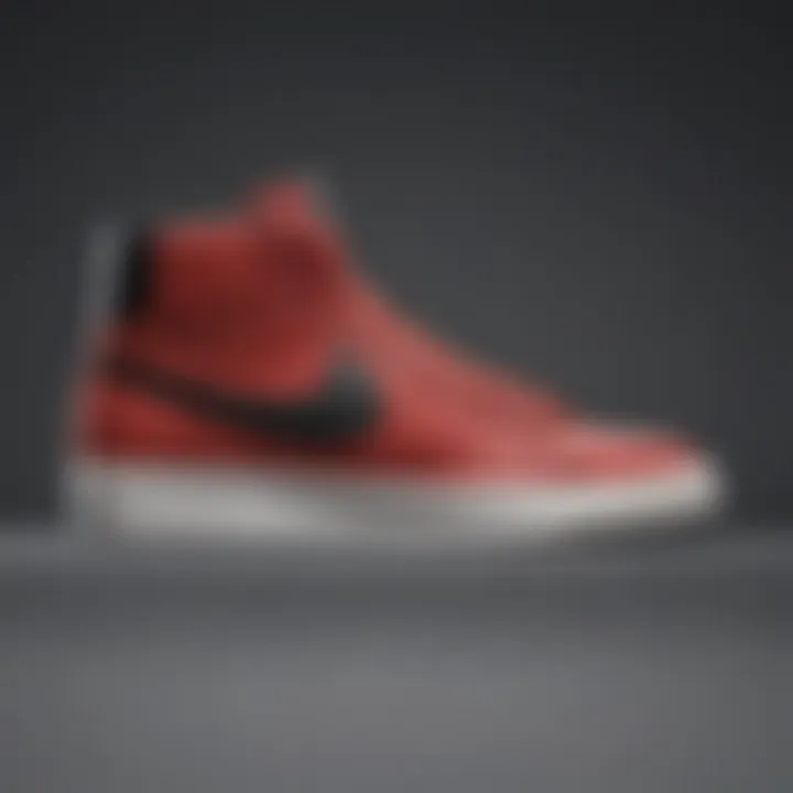 Infographic displaying the key features and technological advancements of the Nike Zoom Blazer Mid Premium.